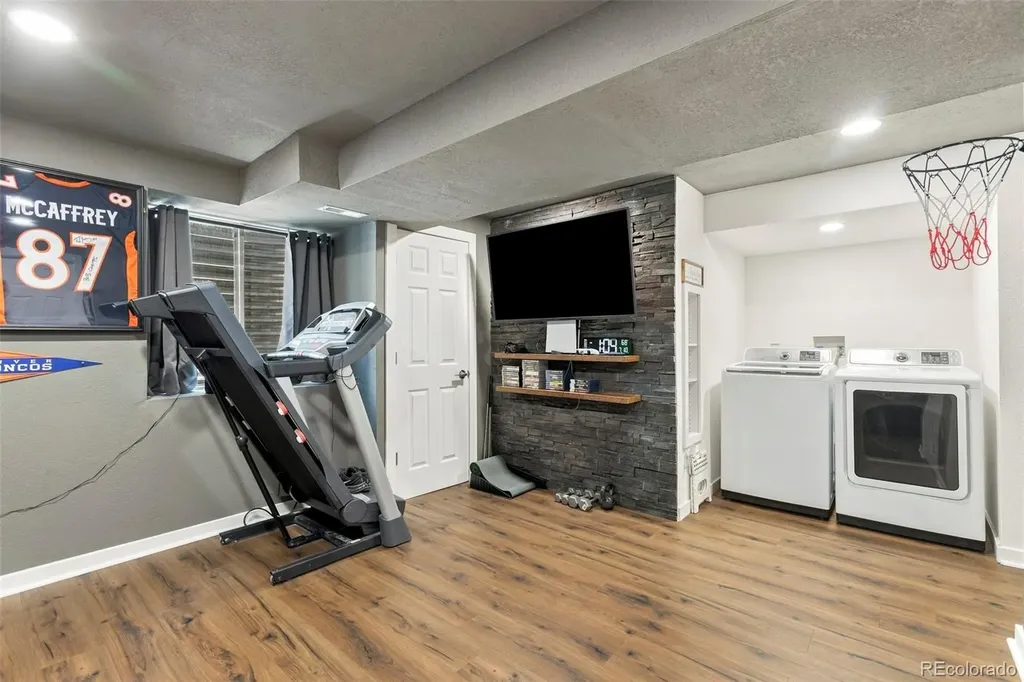 9895 Aftonwood Street Highlands Ranch CO 80126