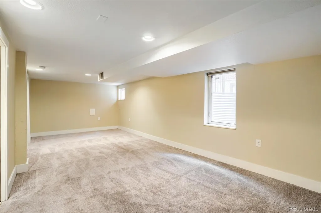 3625 N Vine Street Denver CO 80205
