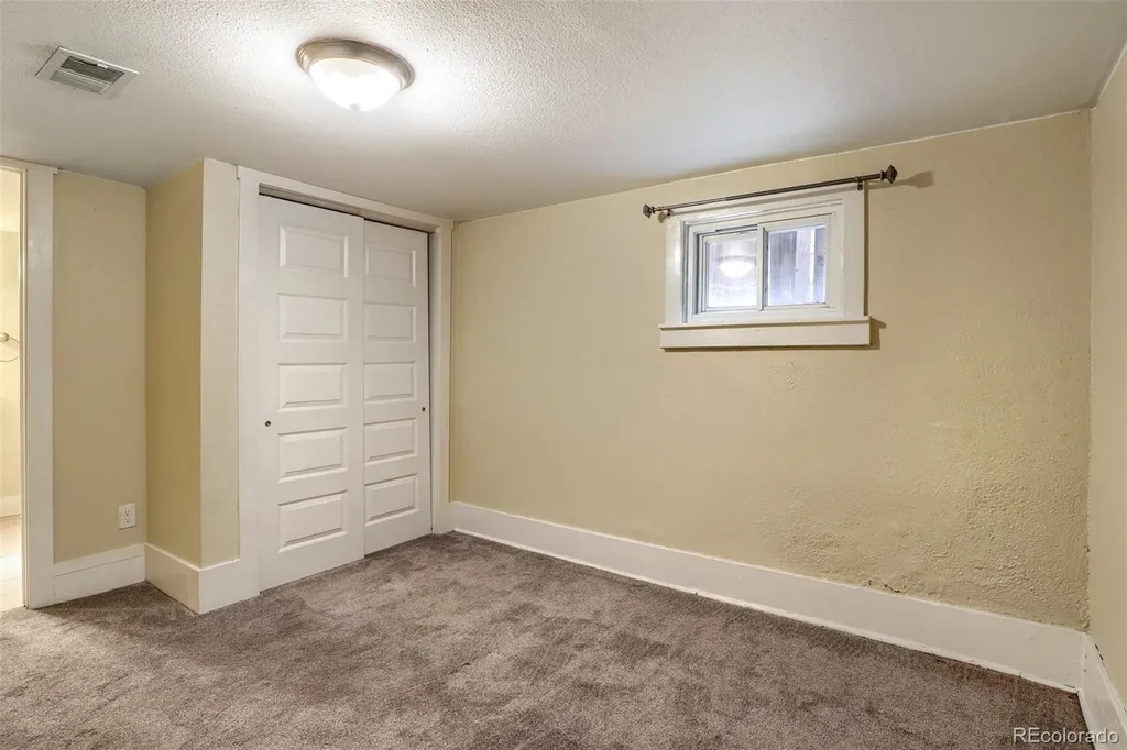 3625 N Vine Street Denver CO 80205