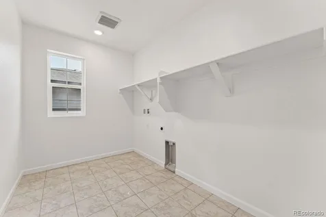 8732 Whiteclover Street Littleton CO 80125