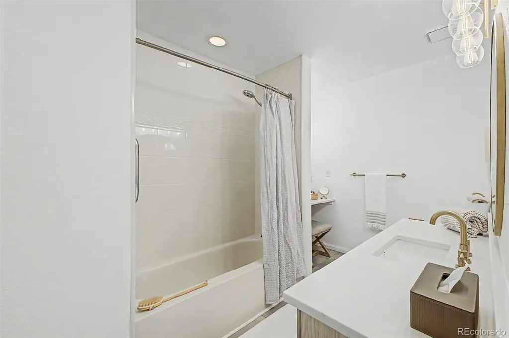 6780 W 84th Circle Arvada CO 80003