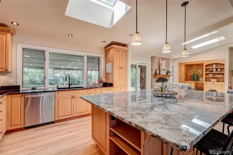 811 S Newcombe Way Lakewood CO 80226