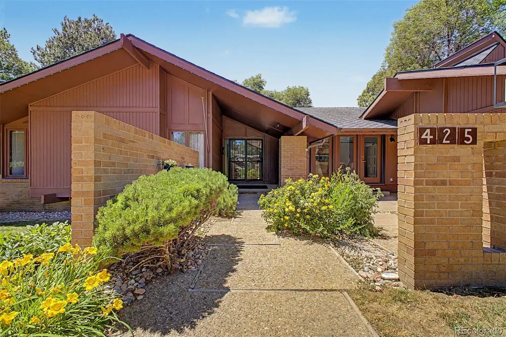 425 Long View Court Longmont CO 80501