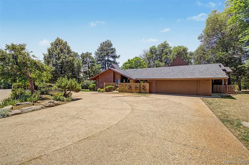 425 Long View Court Longmont CO 80501