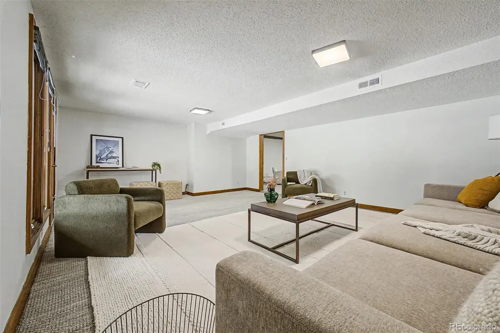 425 Long View Court Longmont CO 80501
