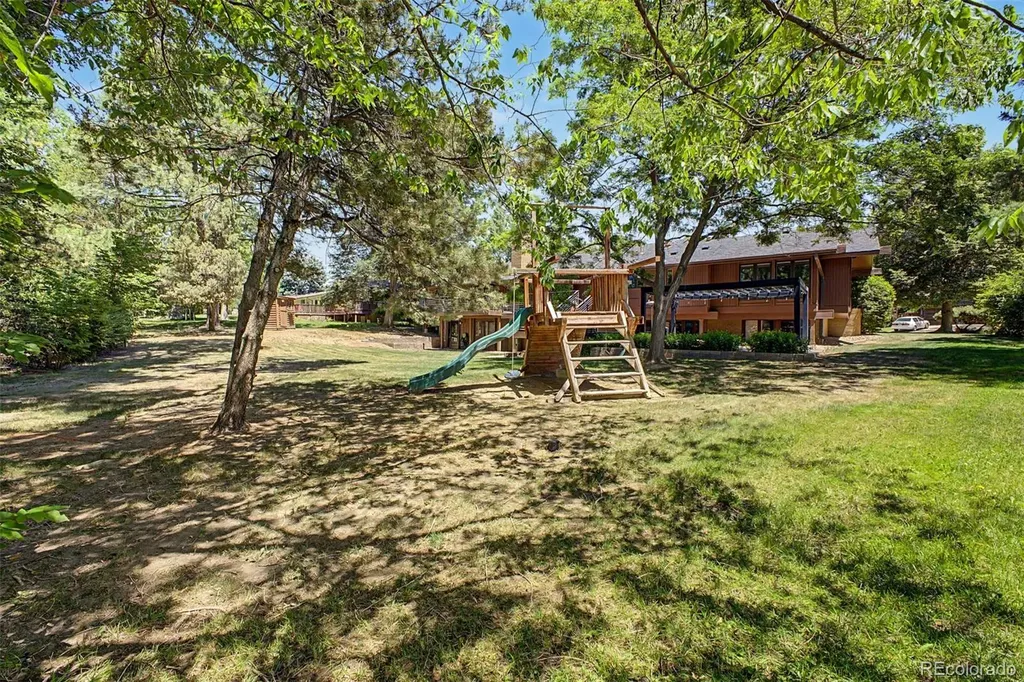 425 Long View Court Longmont CO 80501