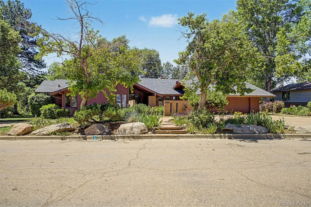 425 Long View Court Longmont CO 80501