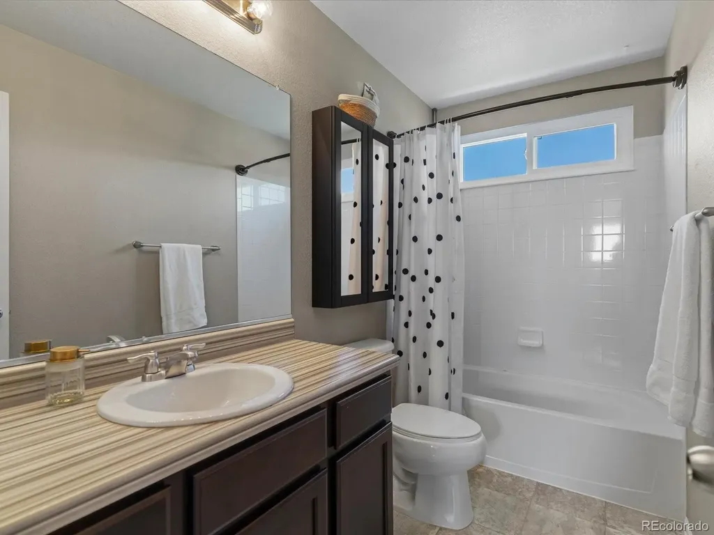 19467 E 62nd Avenue Aurora CO 80019