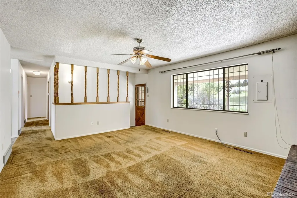 2845 Valencia Road Colorado Springs CO 80917