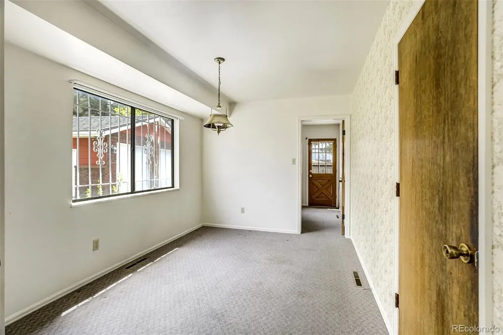 2845 Valencia Road Colorado Springs CO 80917