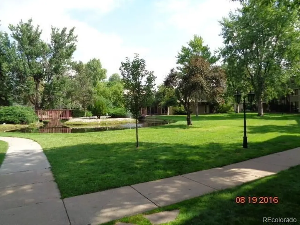 1302 S Parker Road Denver CO 80231