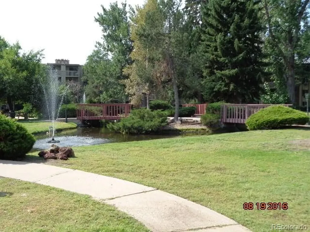 1302 S Parker Road Denver CO 80231