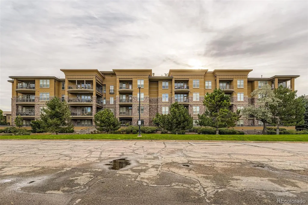 7865 Vallagio Lane Englewood CO 80112