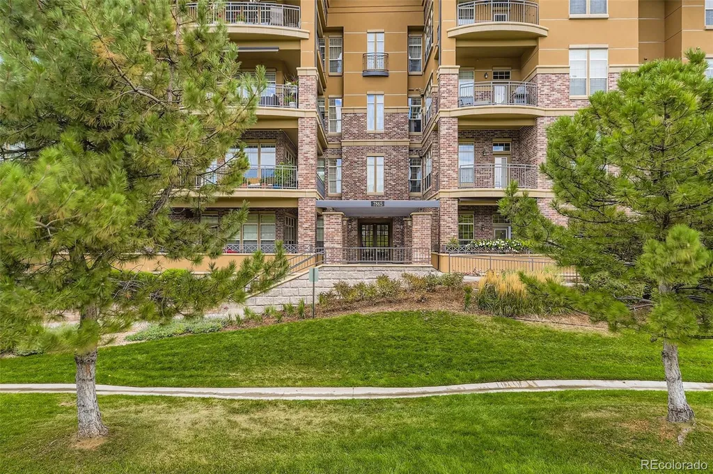 7865 Vallagio Lane Englewood CO 80112