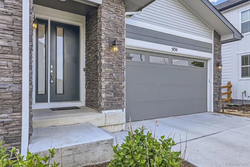5134 Queen Court Arvada CO 80002