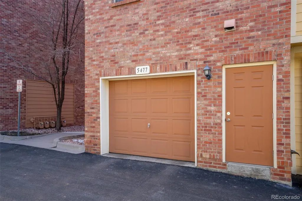 5477 Zephyr Court Arvada CO 80002