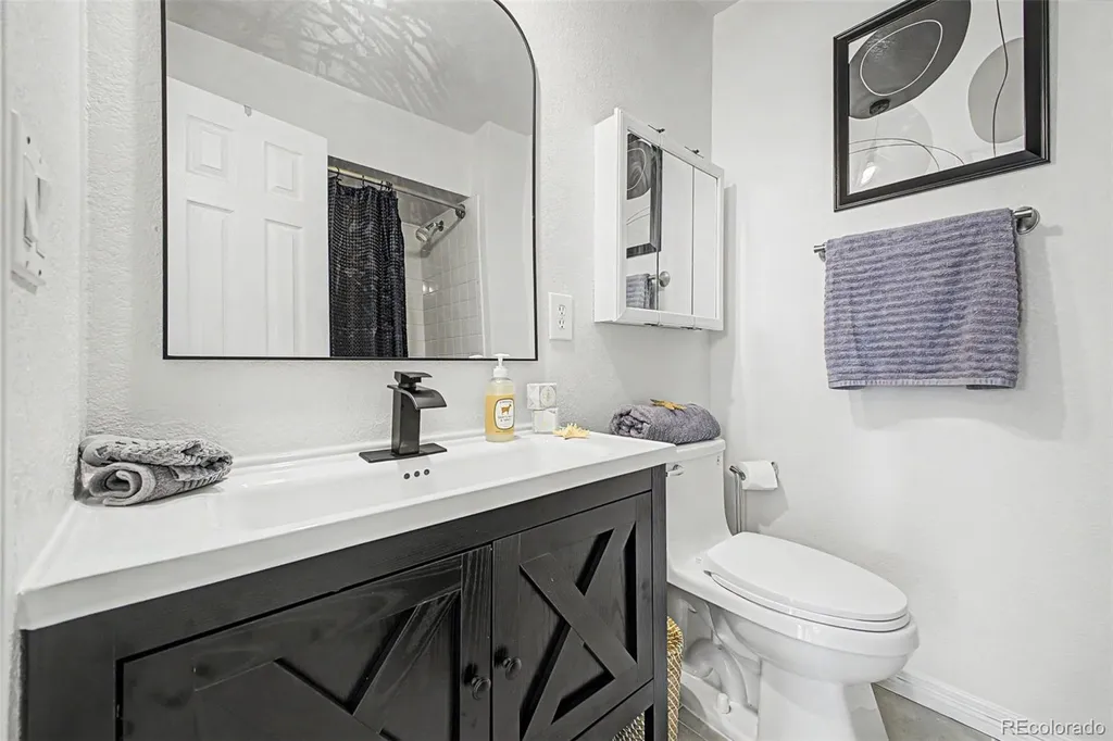 9786 Garrison Lane Broomfield CO 80021