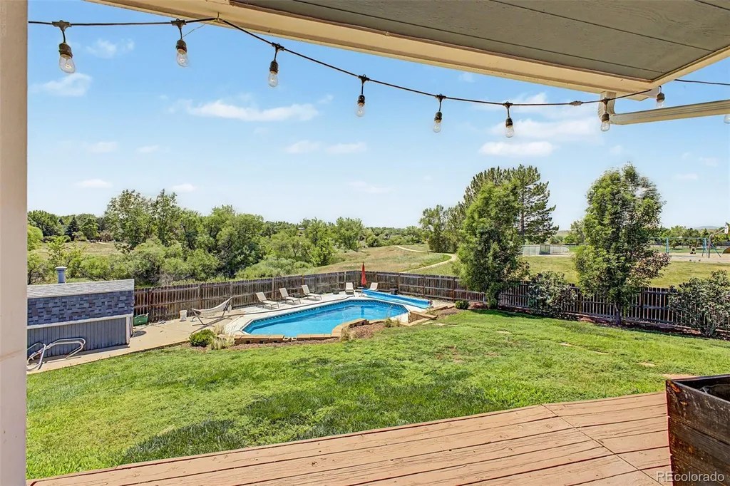 9786 Garrison Lane Broomfield CO 80021