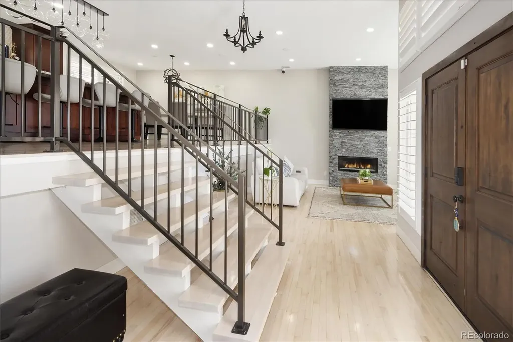 7301 E Jarvis Place Denver CO 80237