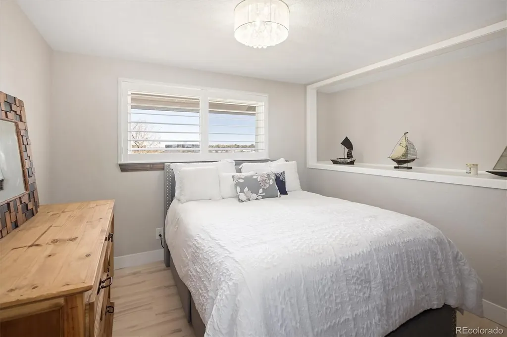 7301 E Jarvis Place Denver CO 80237