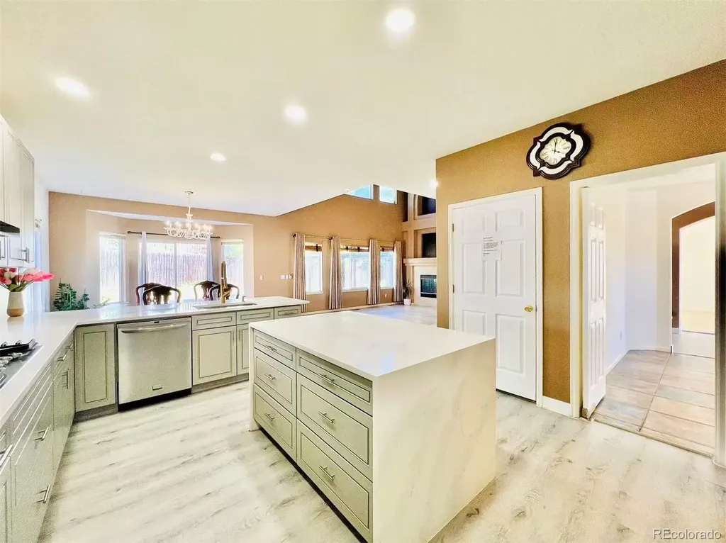 22668 E Lake Place Aurora CO 80015