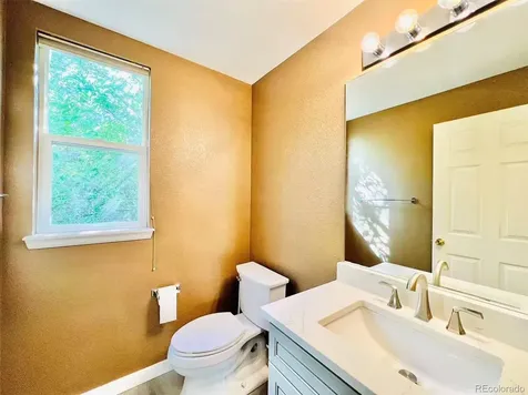 22668 E Lake Place Aurora CO 80015