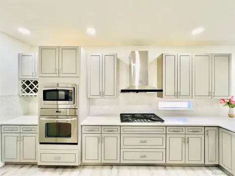 22668 E Lake Place Aurora CO 80015