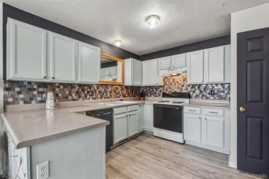 1601 Great Western Drive Longmont CO 80501