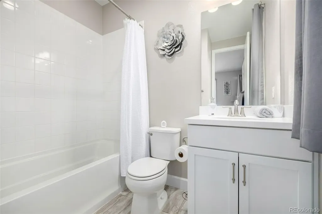 25190 E Nova Place Aurora CO 80016