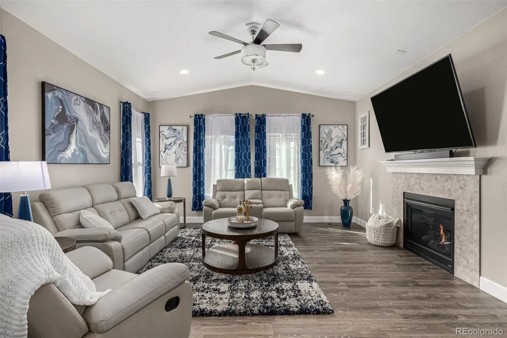 25190 E Nova Place Aurora CO 80016