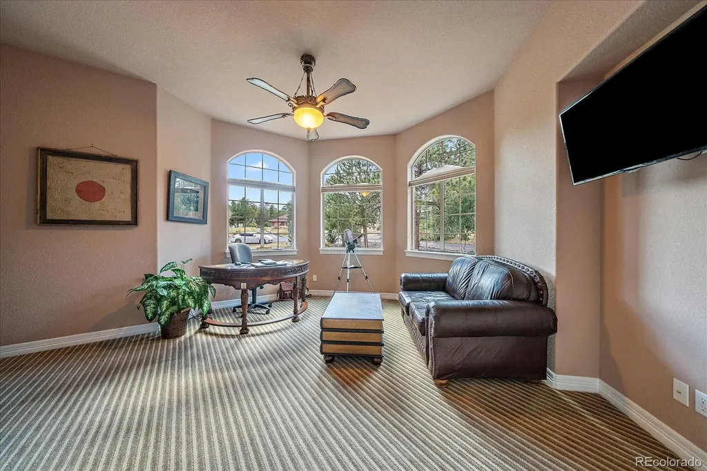 7928 Red Hill Road Larkspur CO 80118