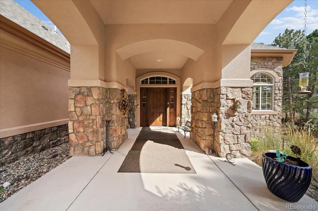 7928 Red Hill Road Larkspur CO 80118