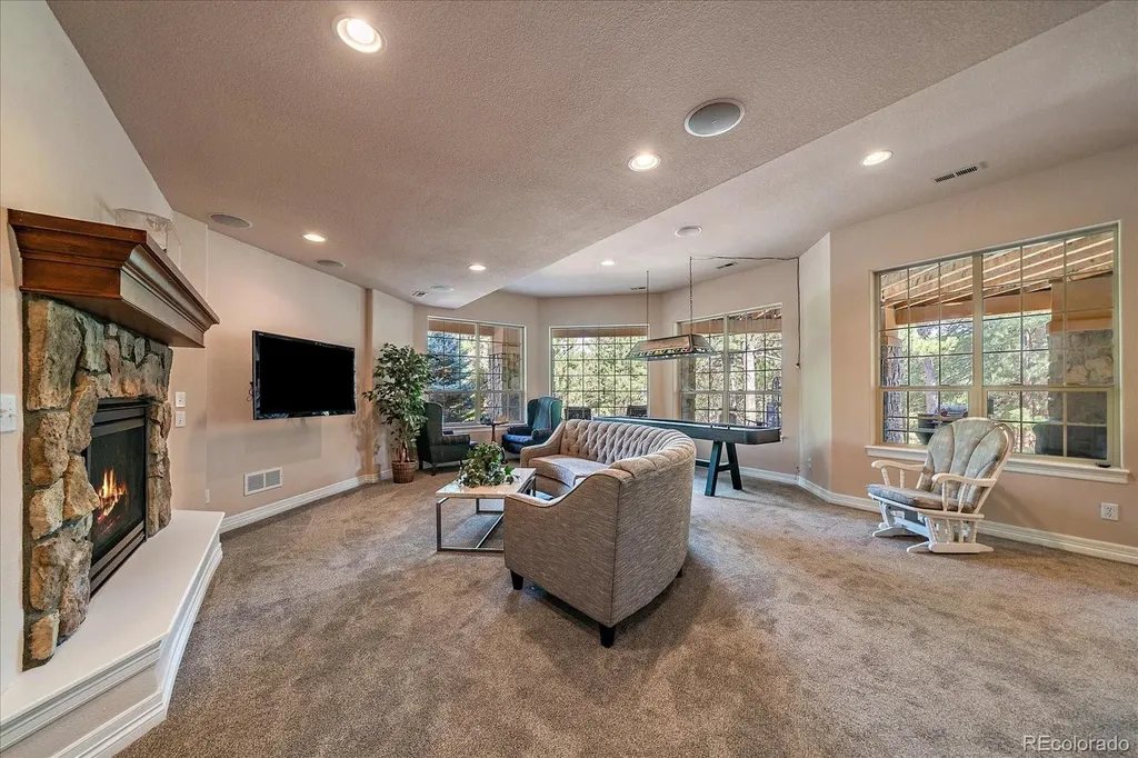 7928 Red Hill Road Larkspur CO 80118