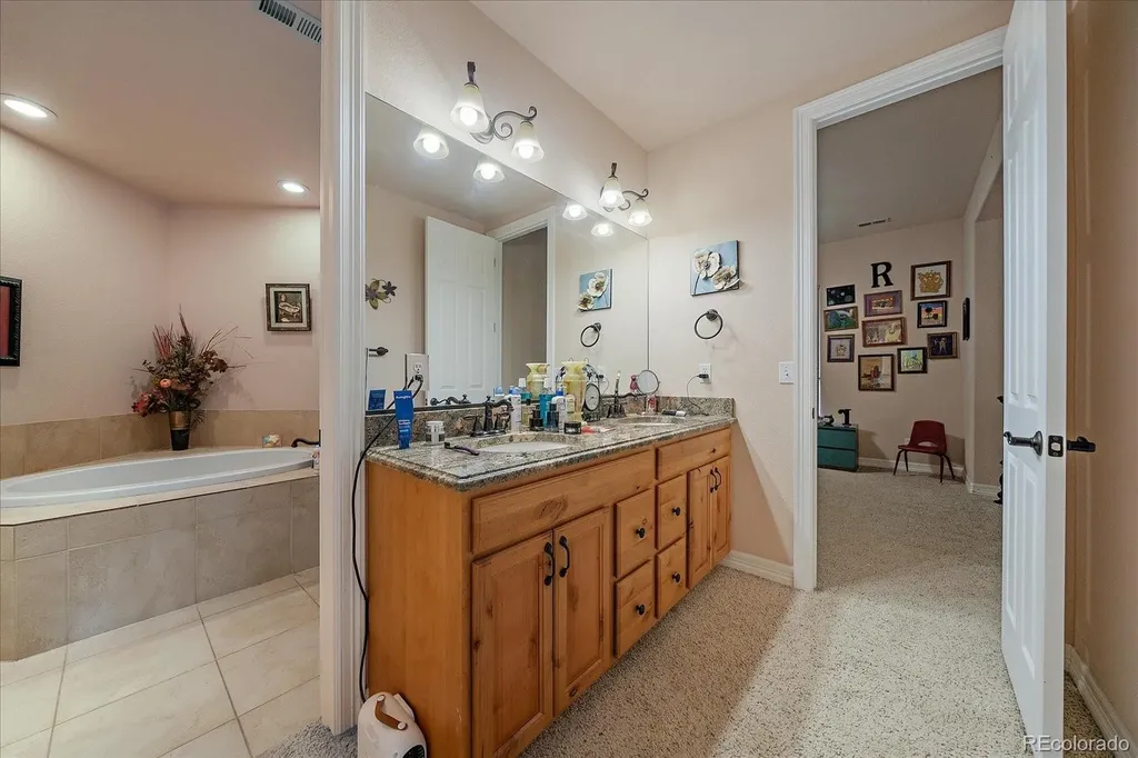 7928 Red Hill Road Larkspur CO 80118