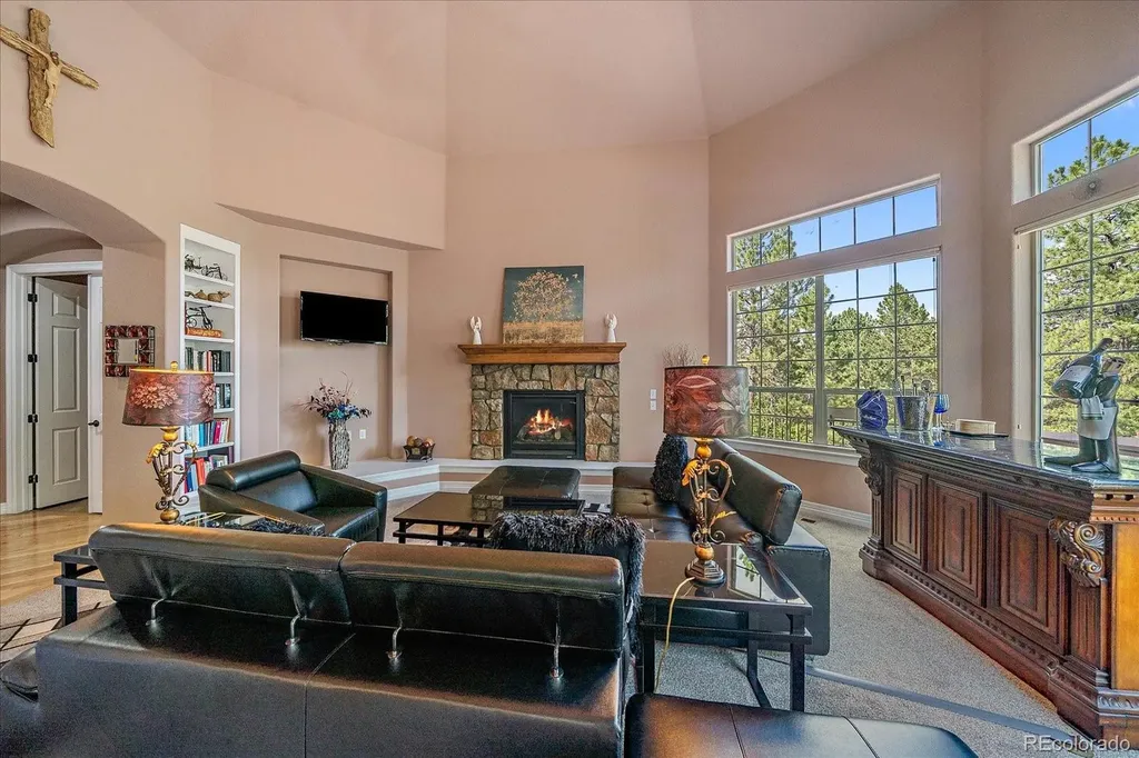7928 Red Hill Road Larkspur CO 80118