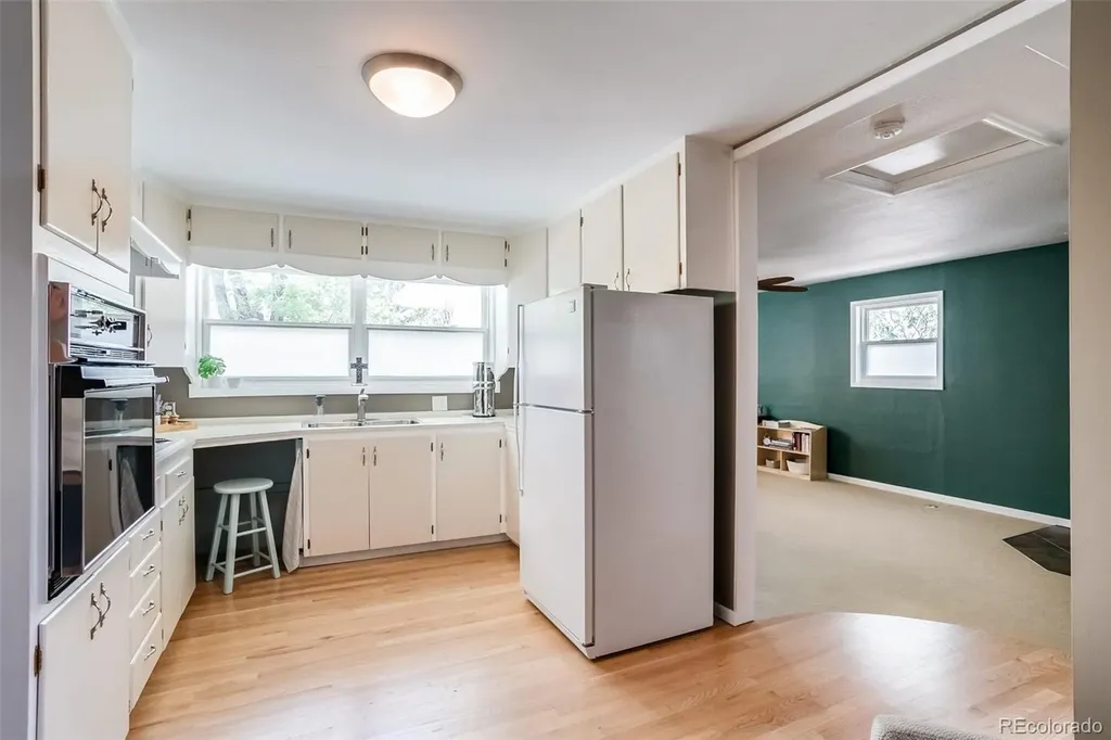 6760 S Foresthill Street Littleton CO 80120