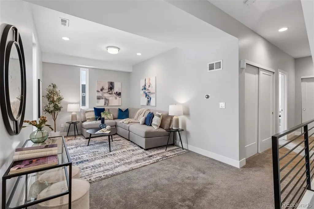 1235 Perry Street Denver CO 80204
