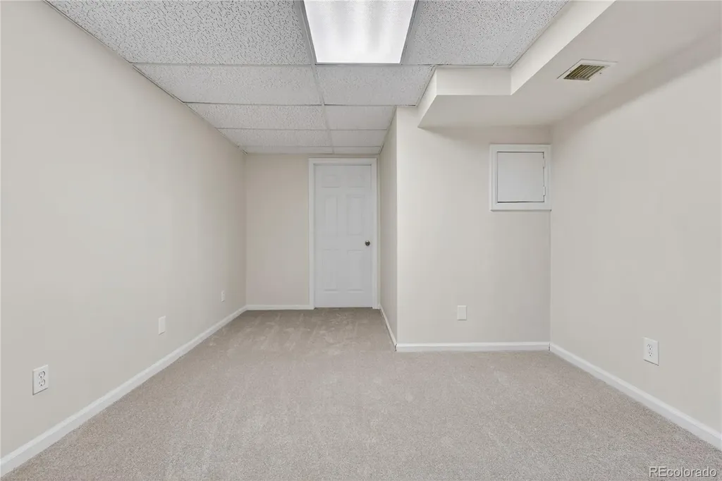 5066 S Genoa Street Centennial CO 80015