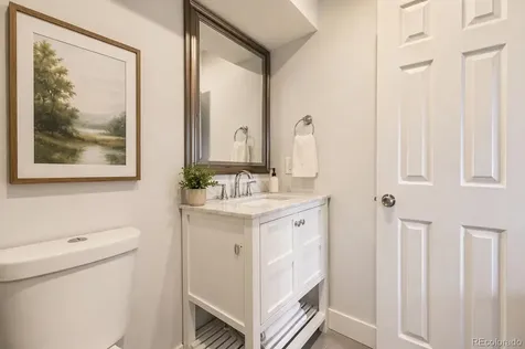 381 S Ames Street Lakewood CO 80226