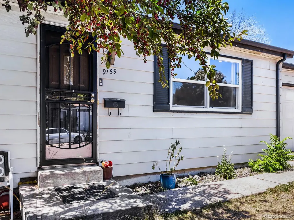9169 Hunter Street Westminster CO 80031
