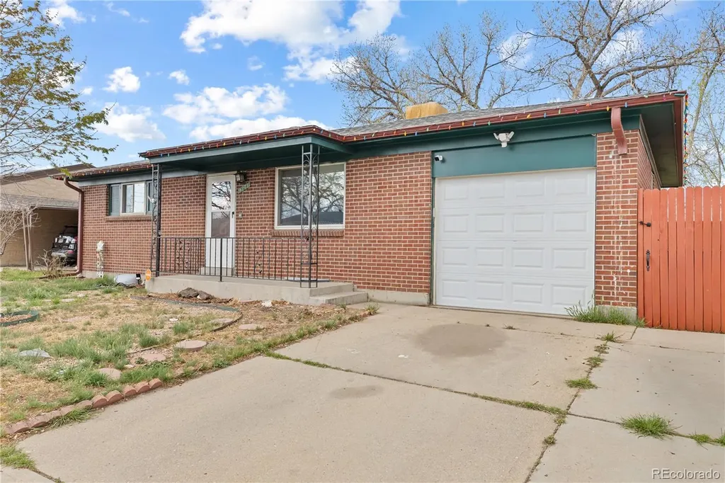 13041 Olmsted Place Denver CO 80239