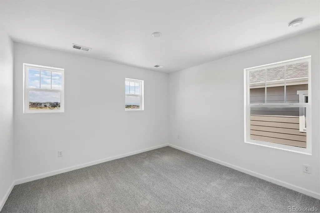 444 S Rifle Street Aurora CO 80017
