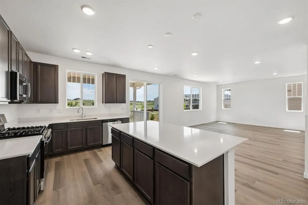 444 S Rifle Street Aurora CO 80017