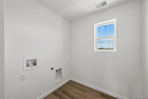 444 S Rifle Street Aurora CO 80017