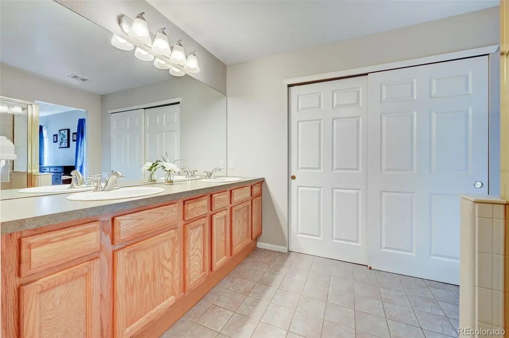 6234 Secrest Street Arvada CO 80403