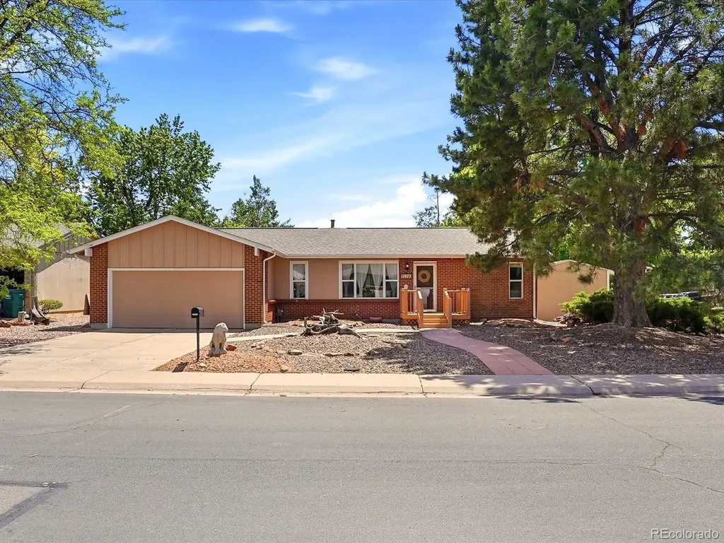 11972 E Louisiana Avenue Aurora CO 80012