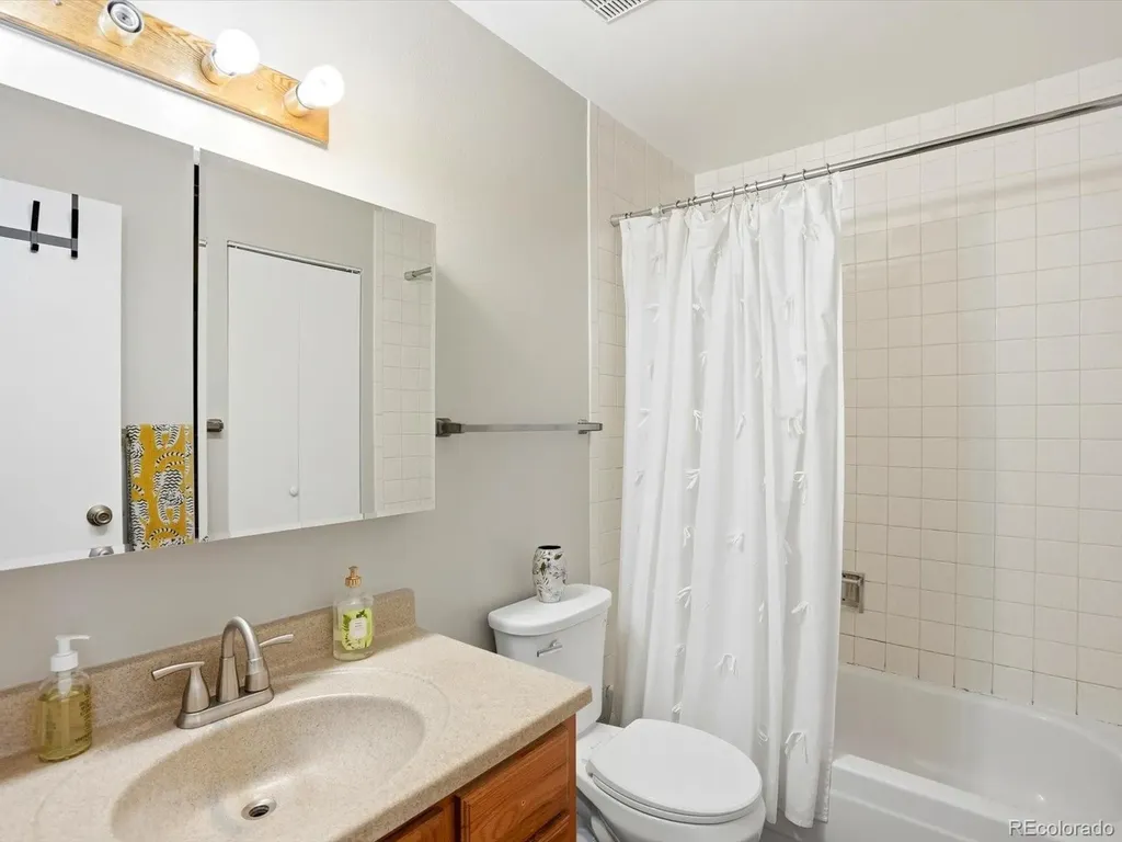 11972 E Louisiana Avenue Aurora CO 80012