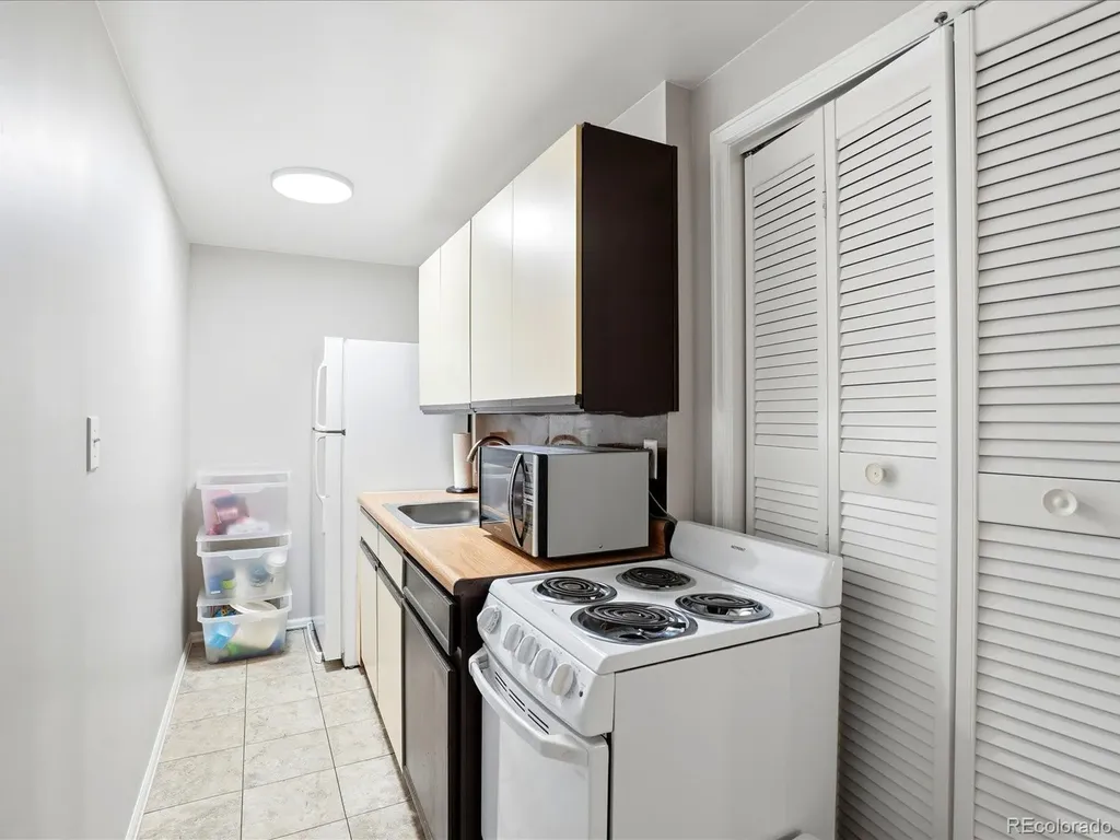 11972 E Louisiana Avenue Aurora CO 80012