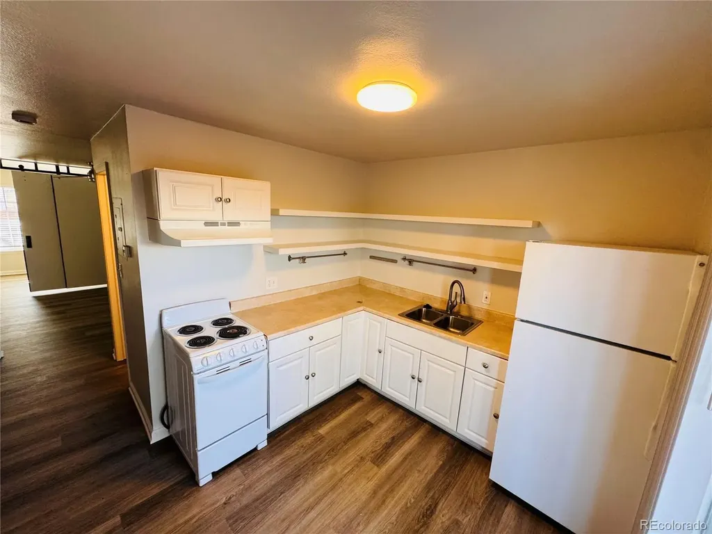 61 S Sable Boulevard Aurora CO 80012