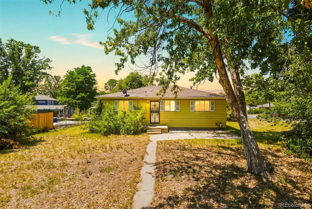4900 S Kalamath Drive Englewood CO 80110
